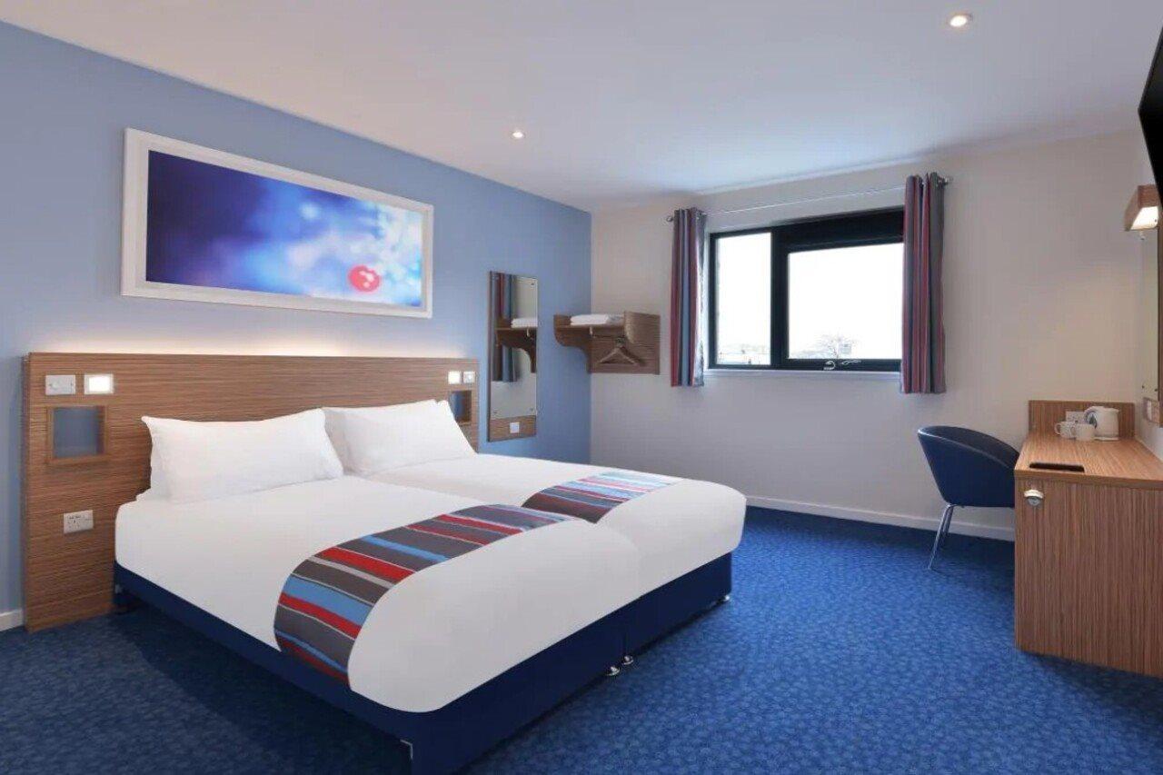 Travelodge Bromborough Port Sunlight Exterior foto