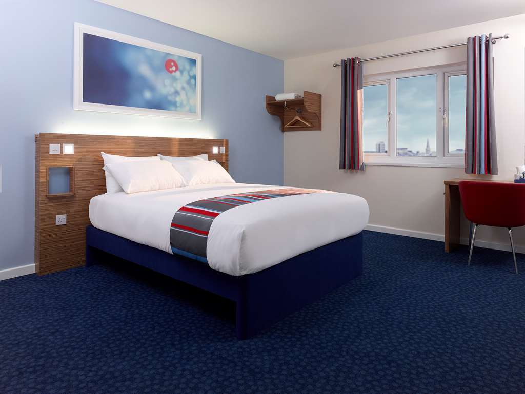 Travelodge Bromborough Port Sunlight Habitación foto