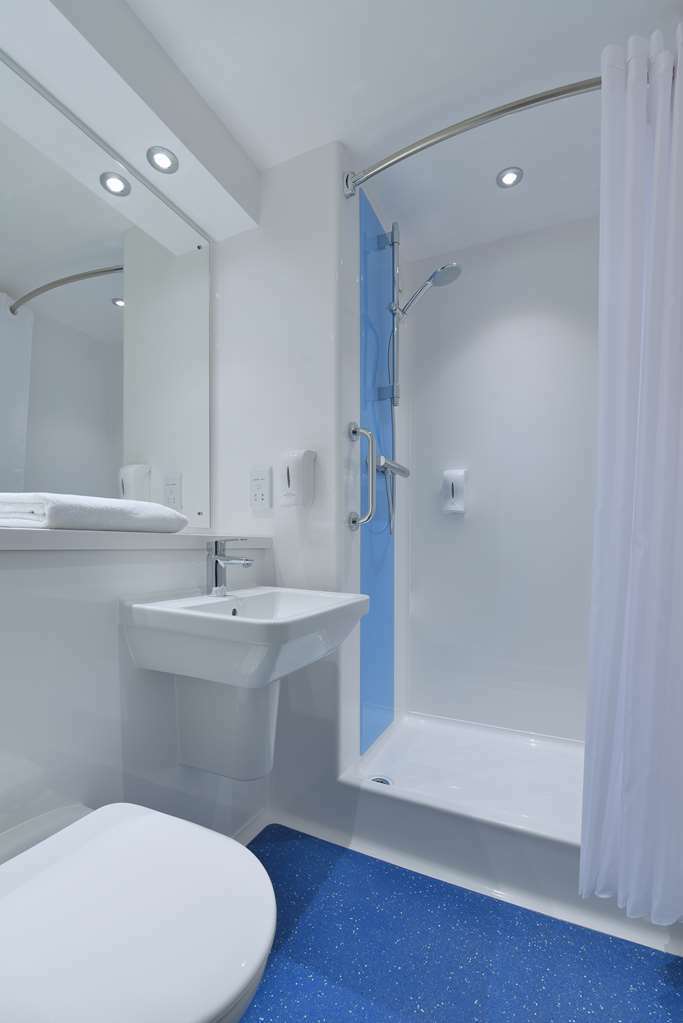 Travelodge Bromborough Port Sunlight Habitación foto